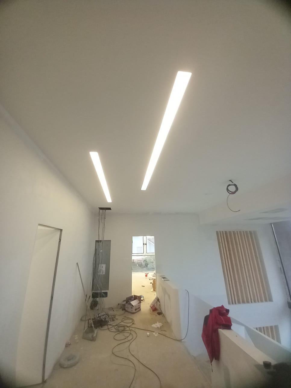 Tagli di luce al piano primo